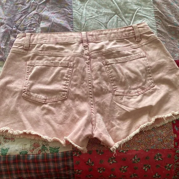 light pink time and tru jean shorts - Picture 2 of 4